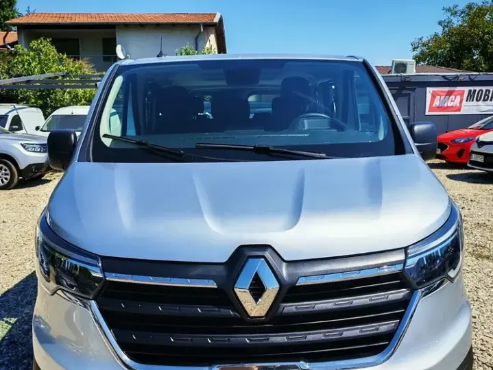 Renault Trafic 2.0 Blue dCi 110 S&S L1 8+1 Zen