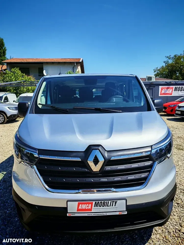 Renault Trafic 2.0 Blue dCi 110 S&S L1 8+1 Zen — imagine 2