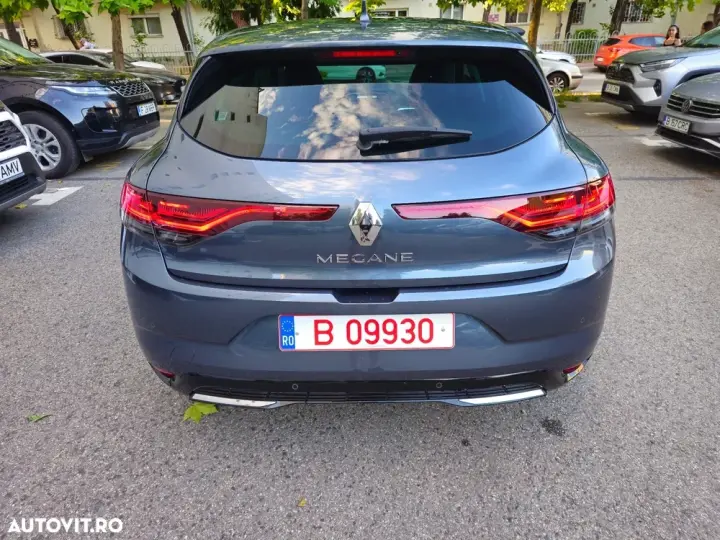 Renault Mégane IV Blue dCi 116 EDC Intens