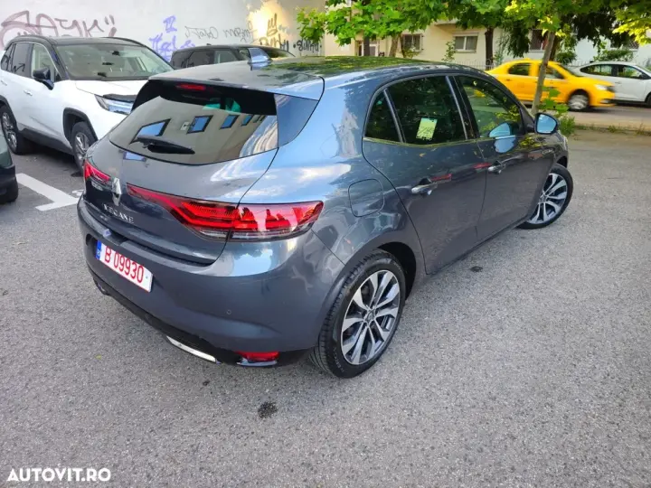Renault Mégane IV Blue dCi 116 EDC Intens