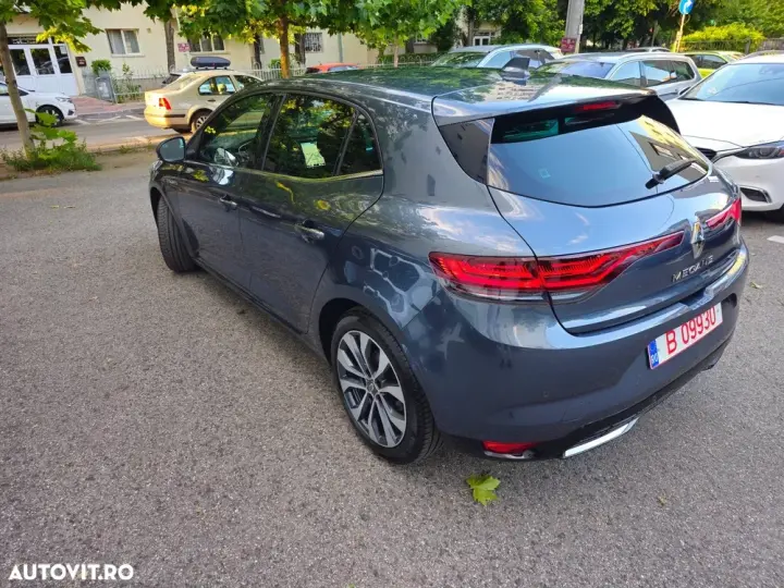 Renault Mégane IV Blue dCi 116 EDC Intens