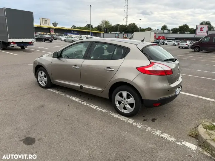 Renault Mégane III 1.6 16V Expression