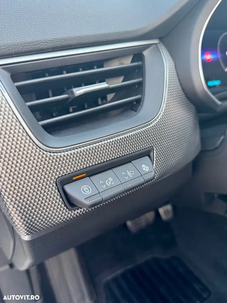 Renault Arkana MHEV 140 EDC Techno — imagine 6