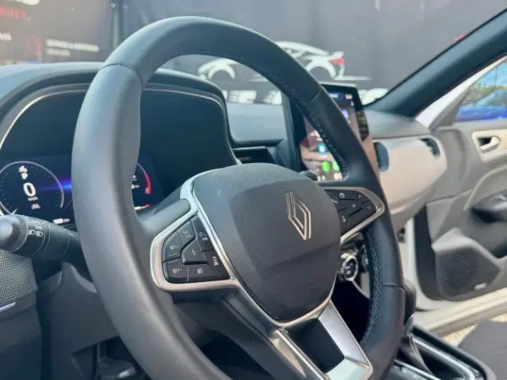 Renault Arkana MHEV 140 EDC Techno