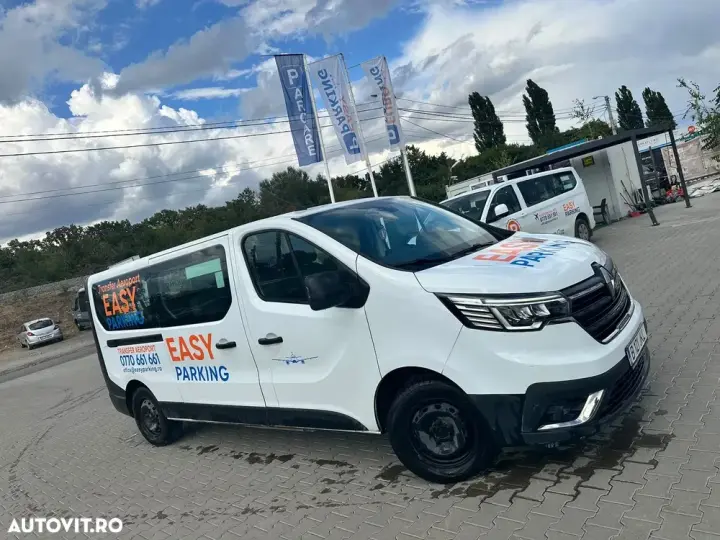 Renault Trafic 2.0 Blue dCi 110 S&S L1 8+1 Zen