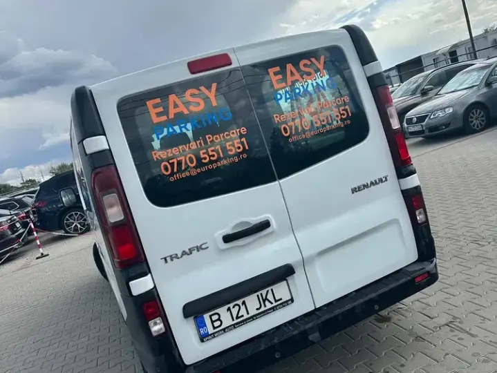Renault Trafic 2.0 Blue dCi 110 S&S L1 8+1 Zen