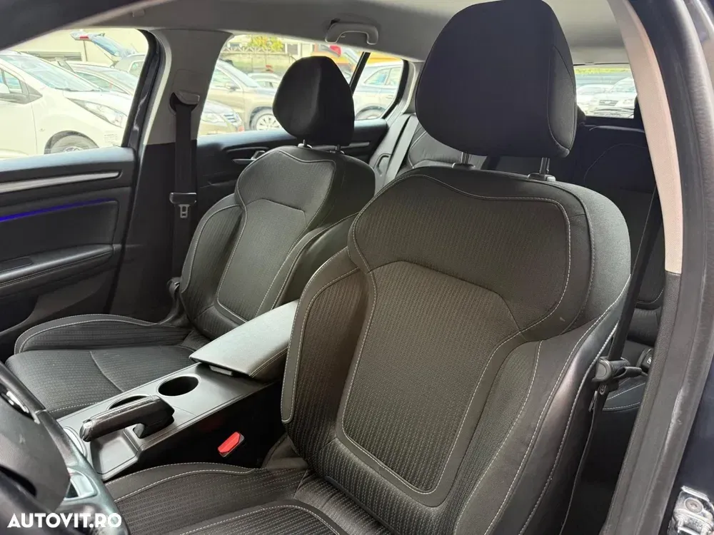 Renault Mégane — imagine 6
