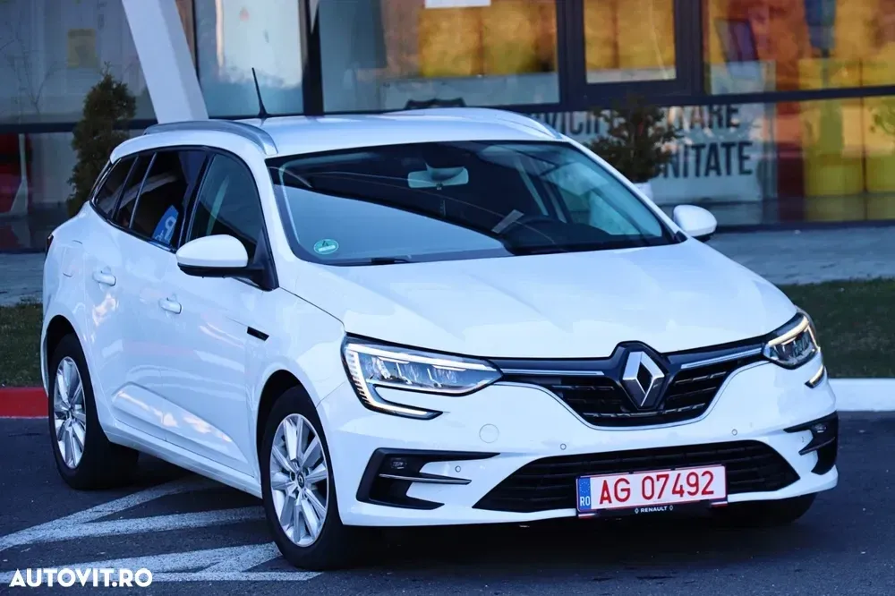 Renault Mégane IV TCE GPF Zen — imagine 2