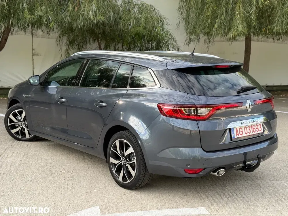 Renault Mégane IV ENERGY dCi 110 EDC BOSE EDITION — imagine 5