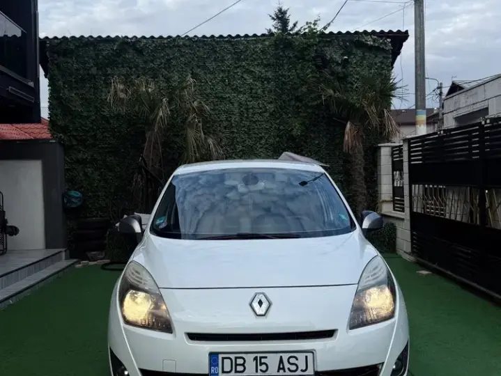 Renault Scénic III Xmod 1.6 dCi Privilege