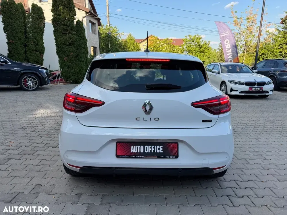 Renault Clio V E-Tech 145 Evolution — imagine 5