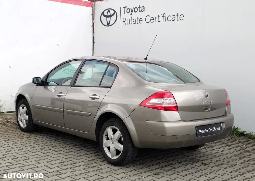 Renault Mégane 1.6 Exception — imagine 6