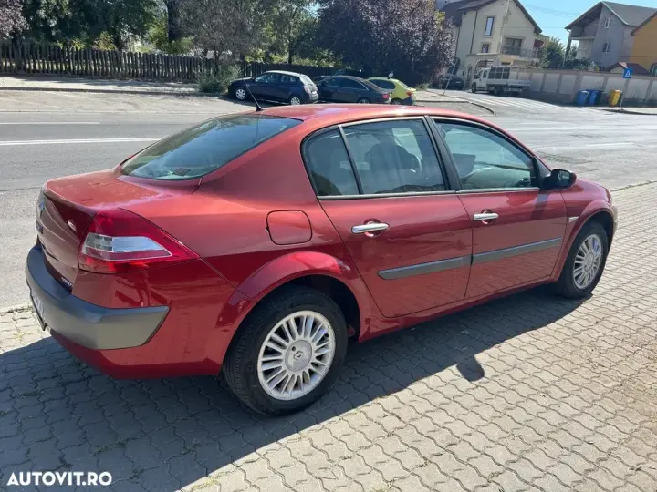Renault Mégane II II 1.6 Influence