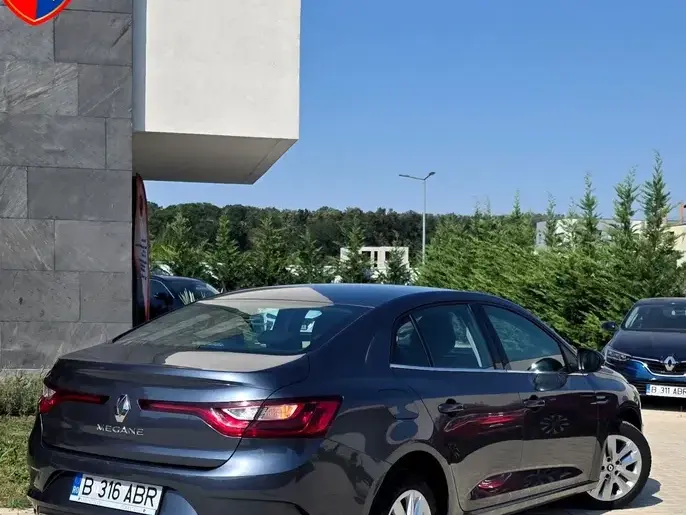 Renault Mégane IV TCe 140 EDC GPF Zen