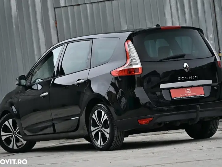 Renault Grand Scenic dCi 130 FAP Start & Stop Bose Edition