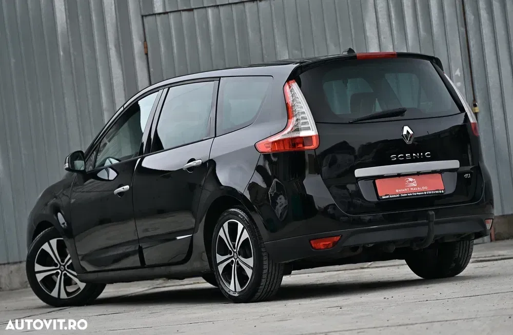 Renault Grand Scenic dCi 130 FAP Start & Stop Bose Edition — imagine 6