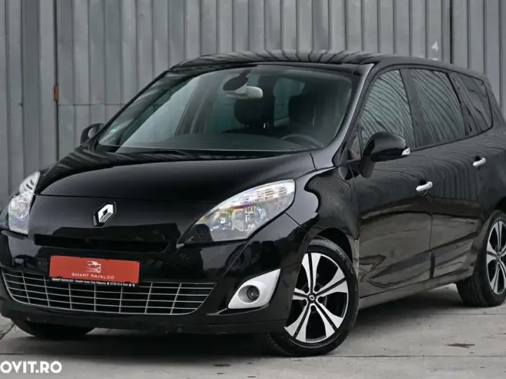 Renault Grand Scenic dCi 130 FAP Start & Stop Bose Edition