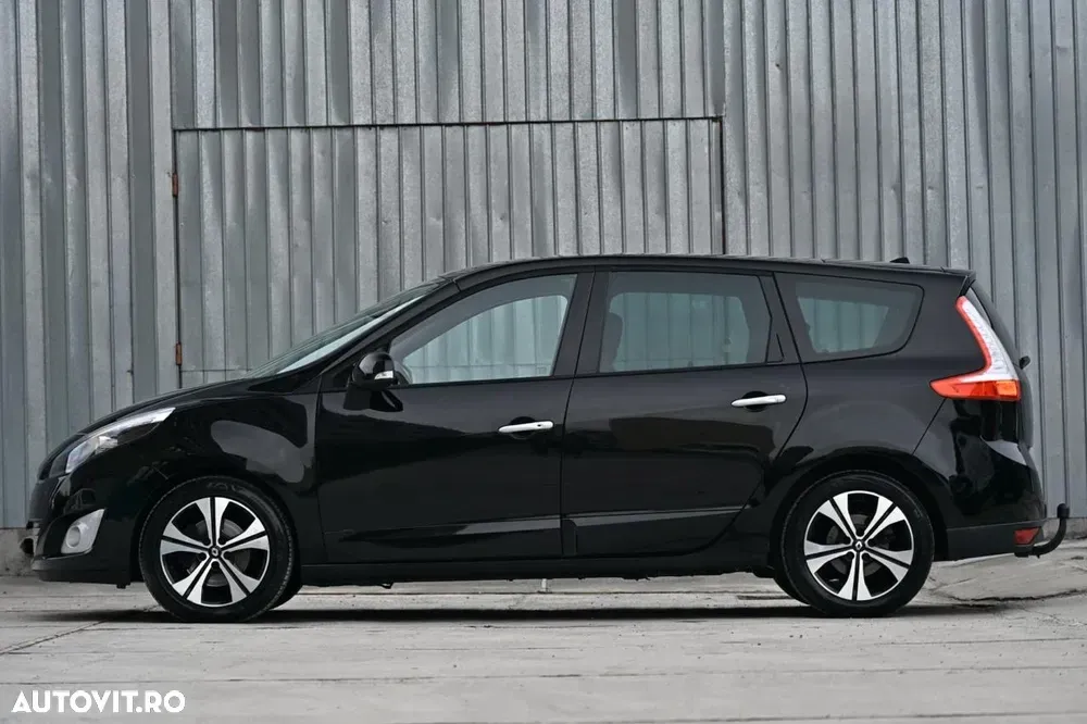 Renault Grand Scenic dCi 130 FAP Start & Stop Bose Edition — imagine 5
