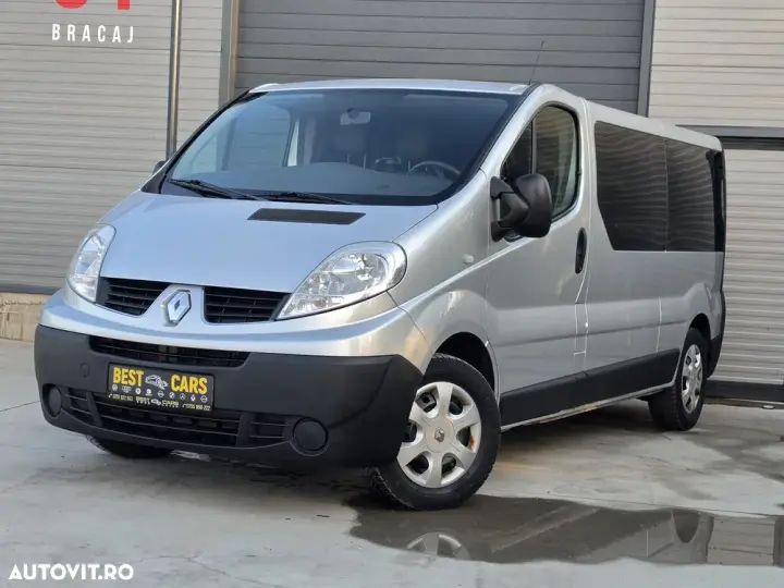 Renault Trafic Grand Passenger L2H1 Expression