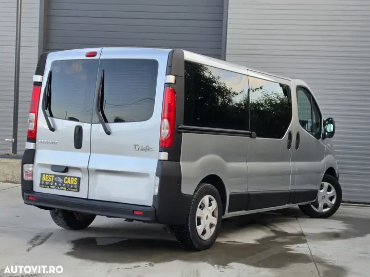 Renault Trafic Grand Passenger L2H1 Expression