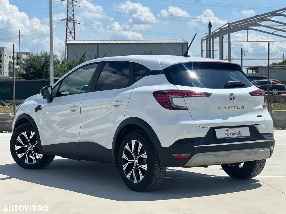 Renault Captur II E-TECH Full 145 Equilibre — imagine 4