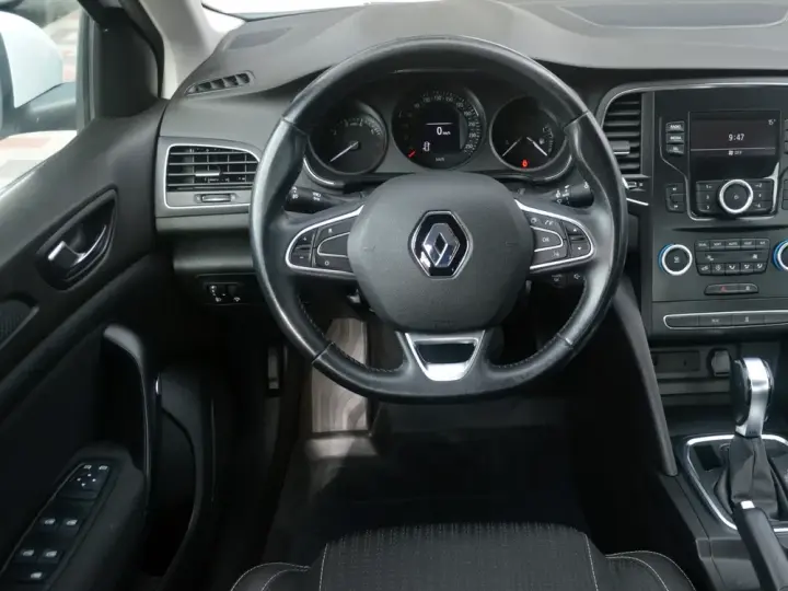 Renault Mégane IV TCe 140 GPF EDC BUSINESS EDITION