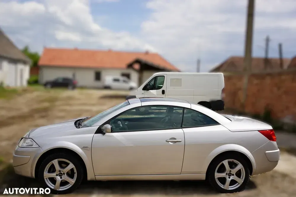 Renault Mégane III II 1.9 dCI Dynamique — imagine 4