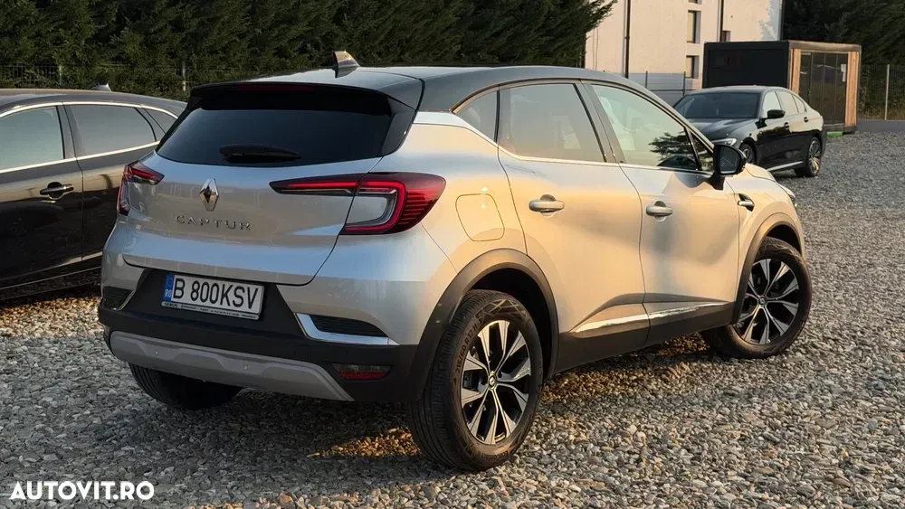 Renault Captur II 140 EDC MHEV Techno — imagine 3