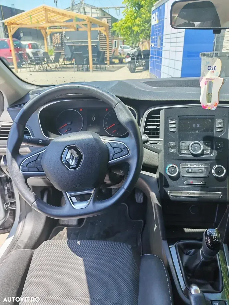 Renault Mégane IV TCe GPF Zen — imagine 5