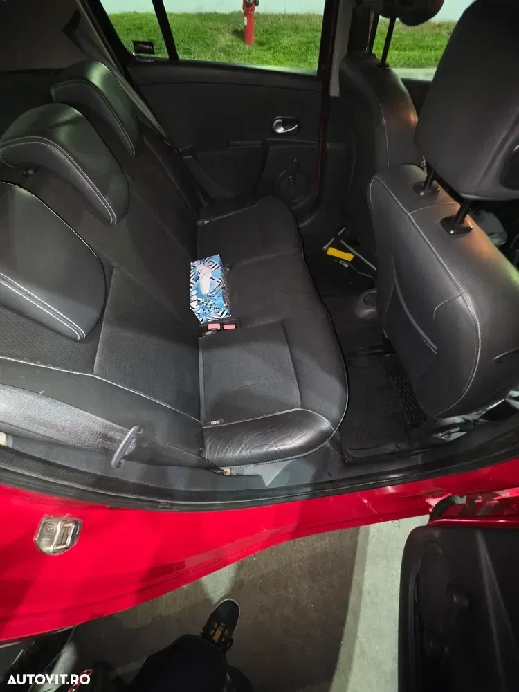 Renault Clio III III 1.5dCi Privilege — imagine 5