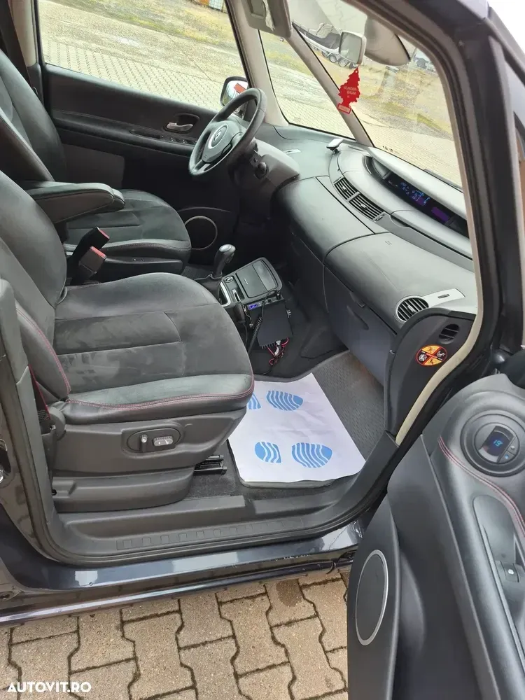 Renault Espace IV 2.0 dCi FAP Aut. Dynamique — imagine 5