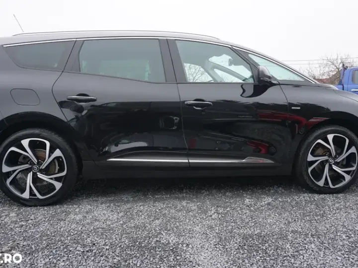 Renault Grand Scenic ENERGY TCe 130 BOSE EDITION