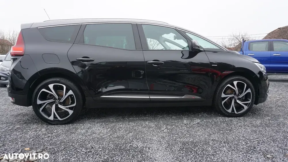 Renault Grand Scenic ENERGY TCe 130 BOSE EDITION — imagine 4