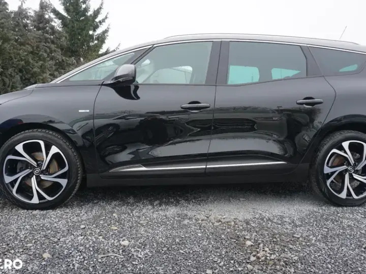 Renault Grand Scenic ENERGY TCe 130 BOSE EDITION