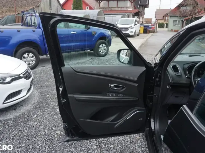 Renault Grand Scenic ENERGY TCe 130 BOSE EDITION