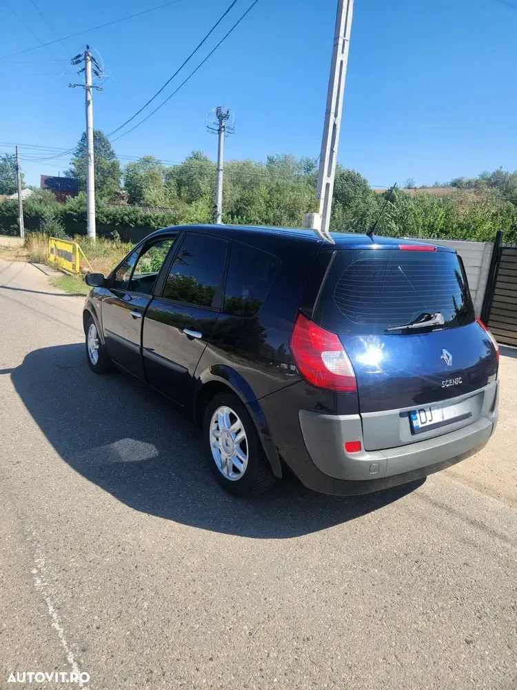 Renault Scénic — imagine 5