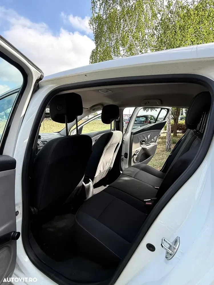 Renault Mégane 1.5 dCi Expression — imagine 6