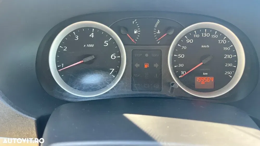 Renault Symbol 1.4 16V Privilege — imagine 5