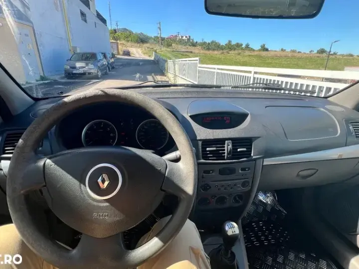 Renault Symbol 1.4 16V Privilege