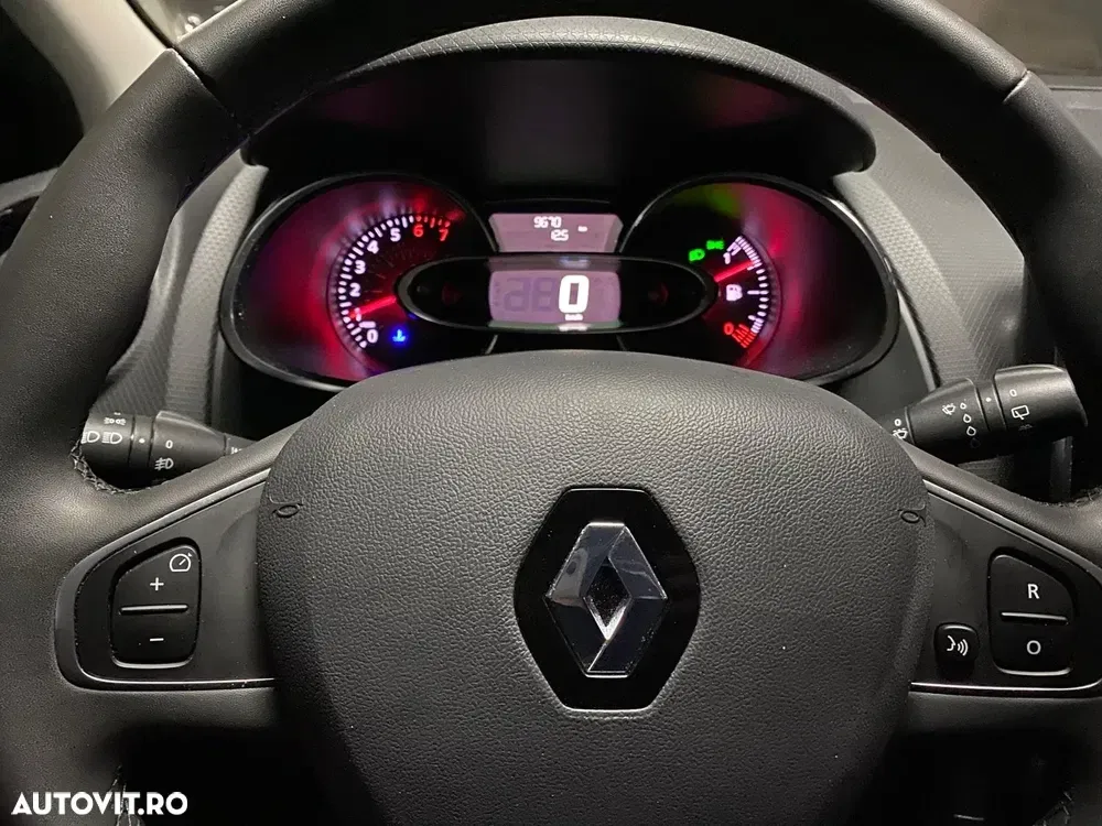 Renault Clio IV [2012 - 1.2 Zen — imagine 5