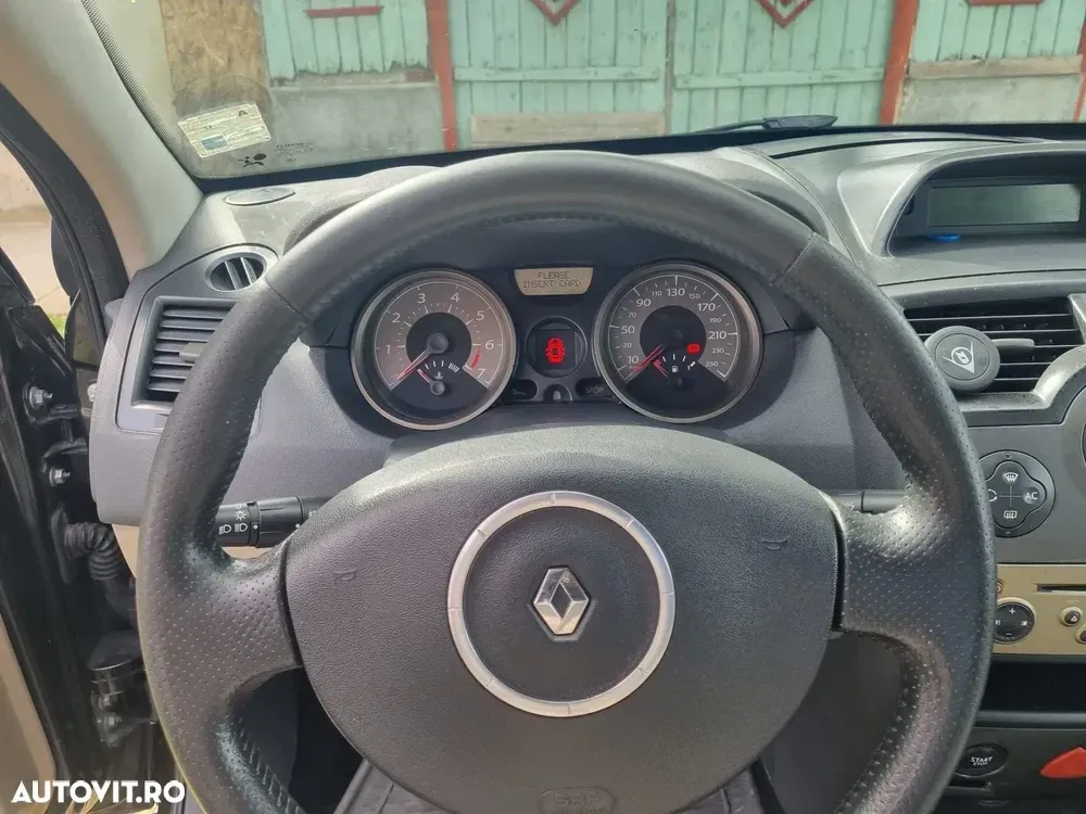 Renault Mégane III II 1.6 Authentique — imagine 4