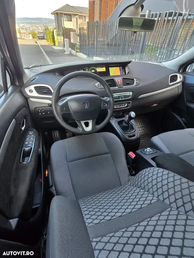 Renault Scénic — imagine 4