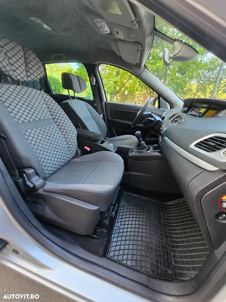 Renault Scénic — imagine 2