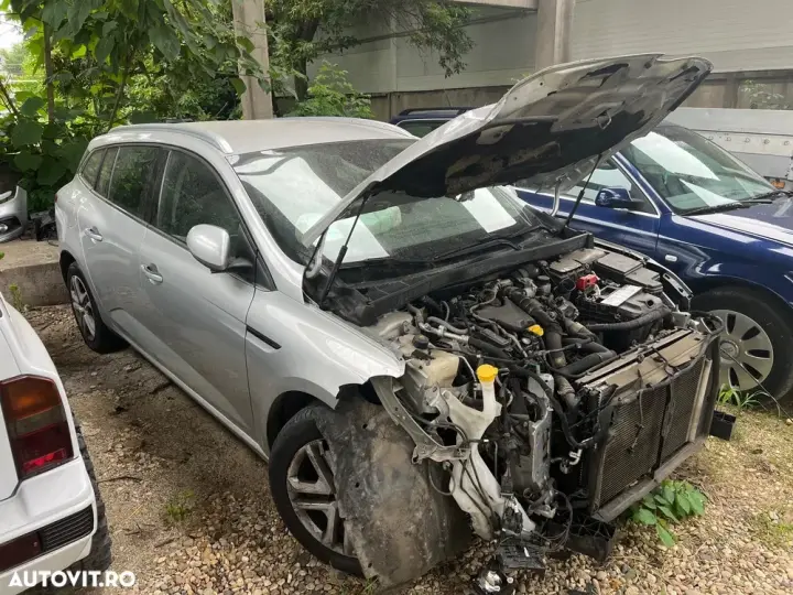 Renault Mégane IV BLUE dCi EDC Intens