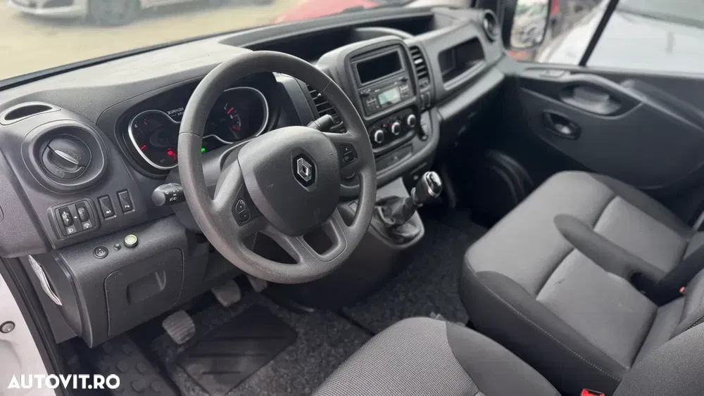 Renault Trafic — imagine 3