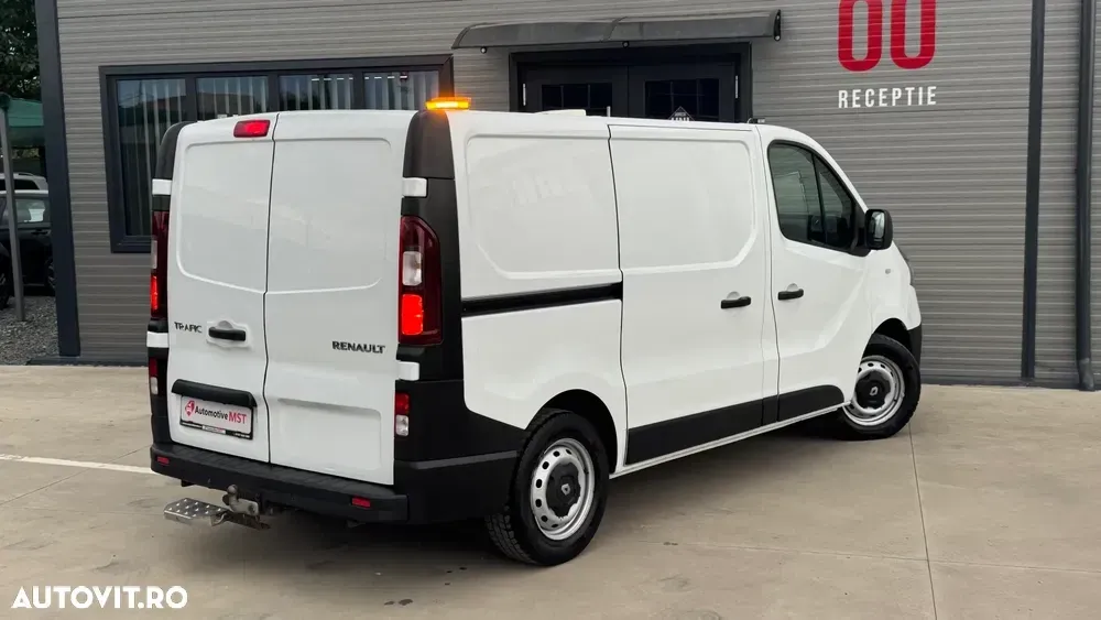 Renault Trafic — imagine 6