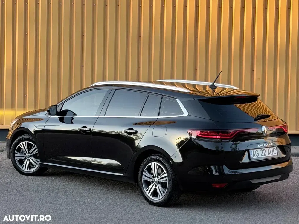 Renault Mégane IV E-TECH 160 E-Tech engineered — imagine 3