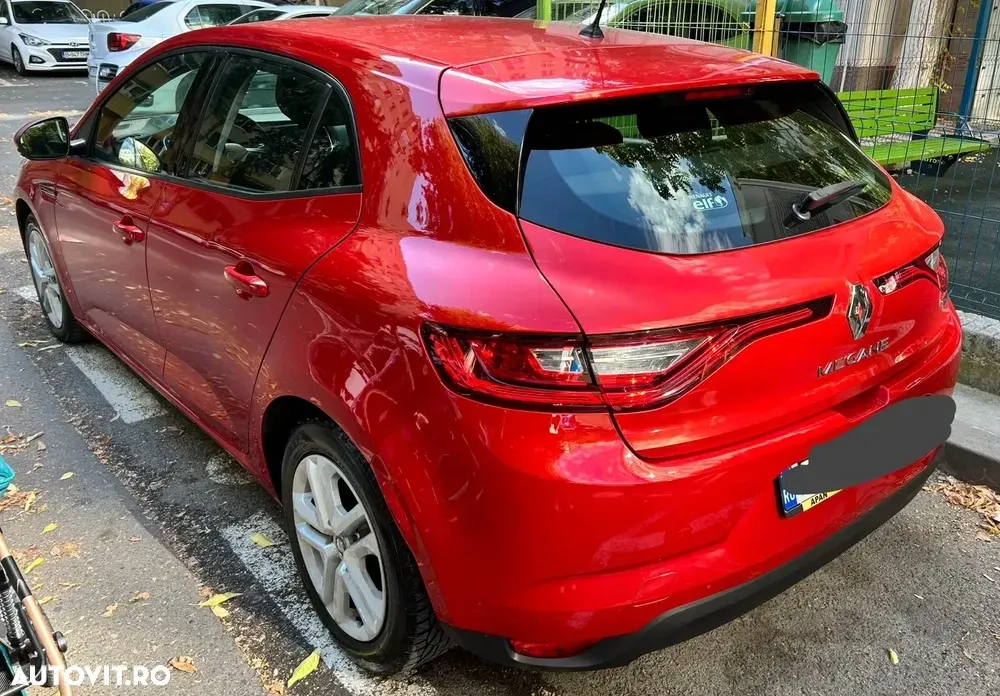 Renault Mégane IV TCe GPF Intens — imagine 2