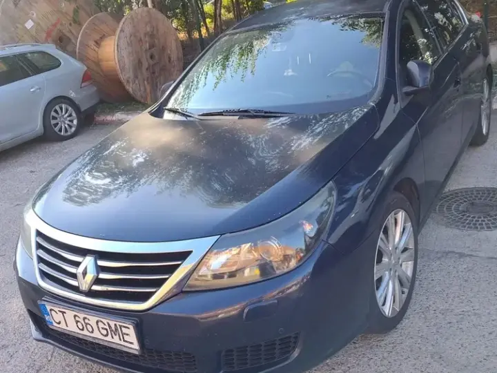 Renault Latitude