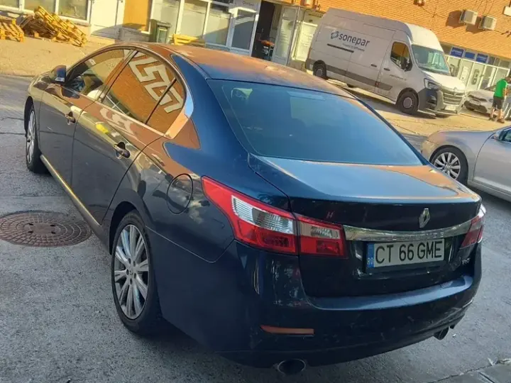 Renault Latitude